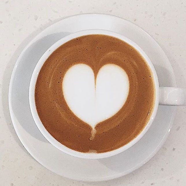 Heart latte art